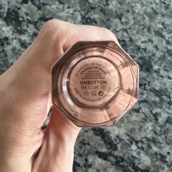 Fenty Beauty "Unbutton" liquid lipstick - Picture 3 of 8